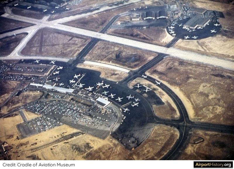 A 1954 aerial of Idlewild Airport.