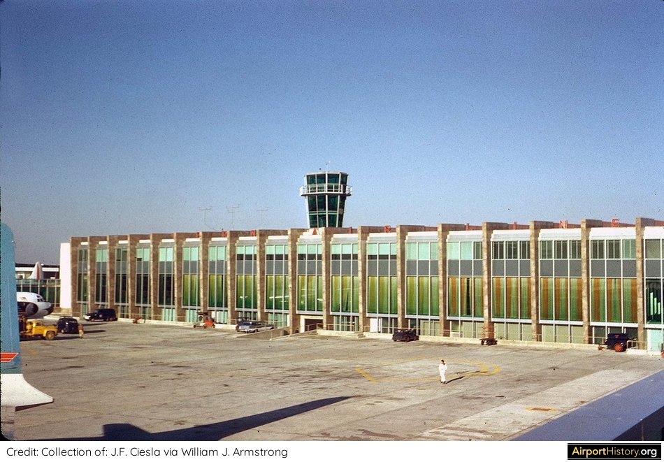 An exterior airside view of the United Air Lines terminal at New York's Idlewild Airport