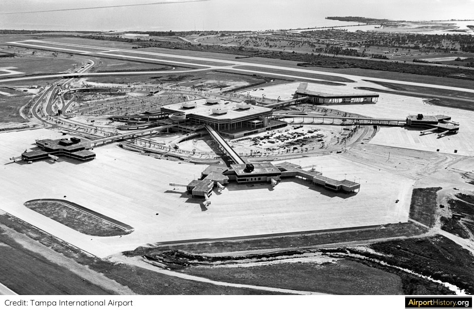 A 1971 aerial view of Tampa International Airport's newly completed terminal.